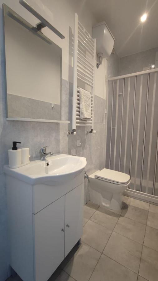 Aparthotel Le Di Cornigliano By Smart-home *